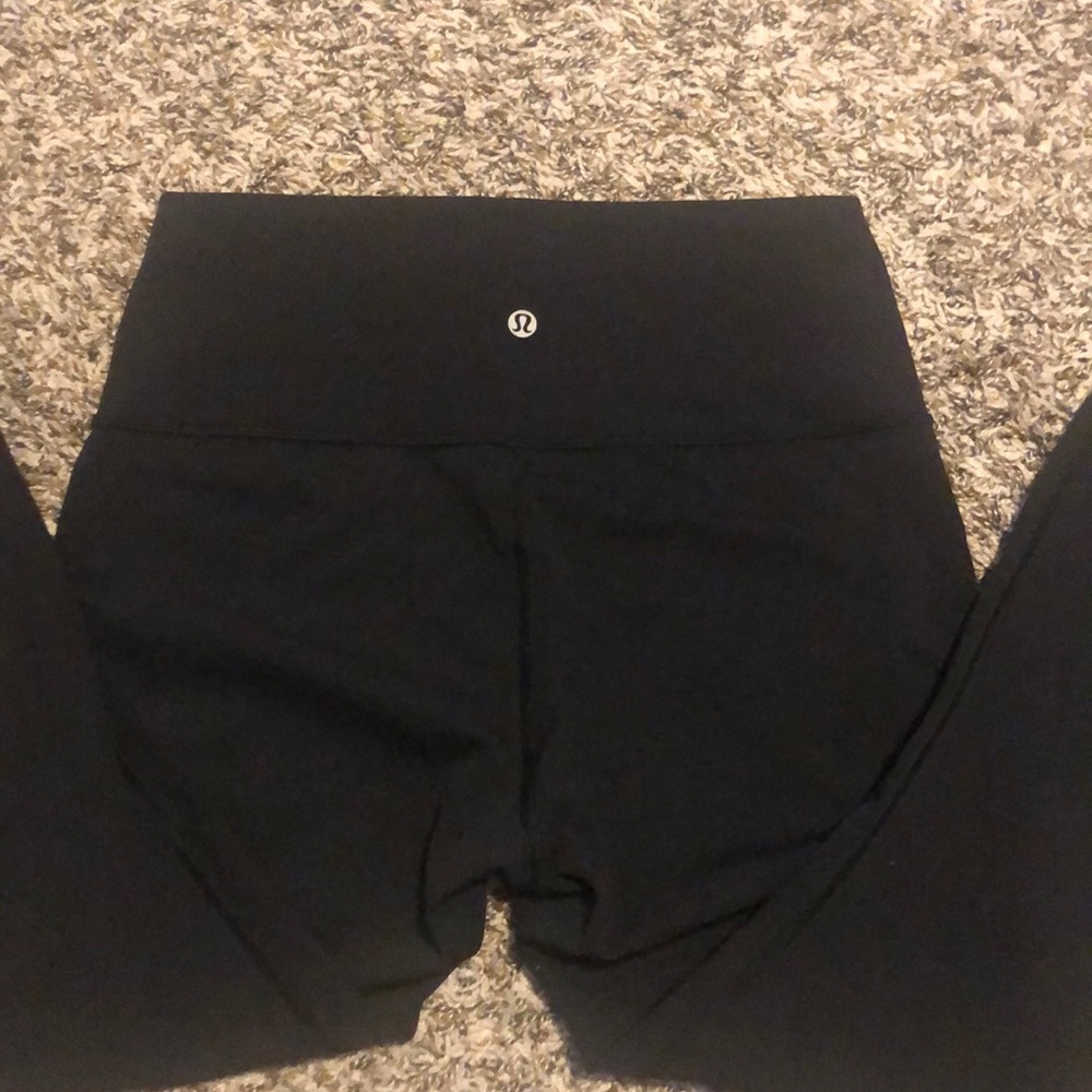 Lululemon Wunder Under leggings